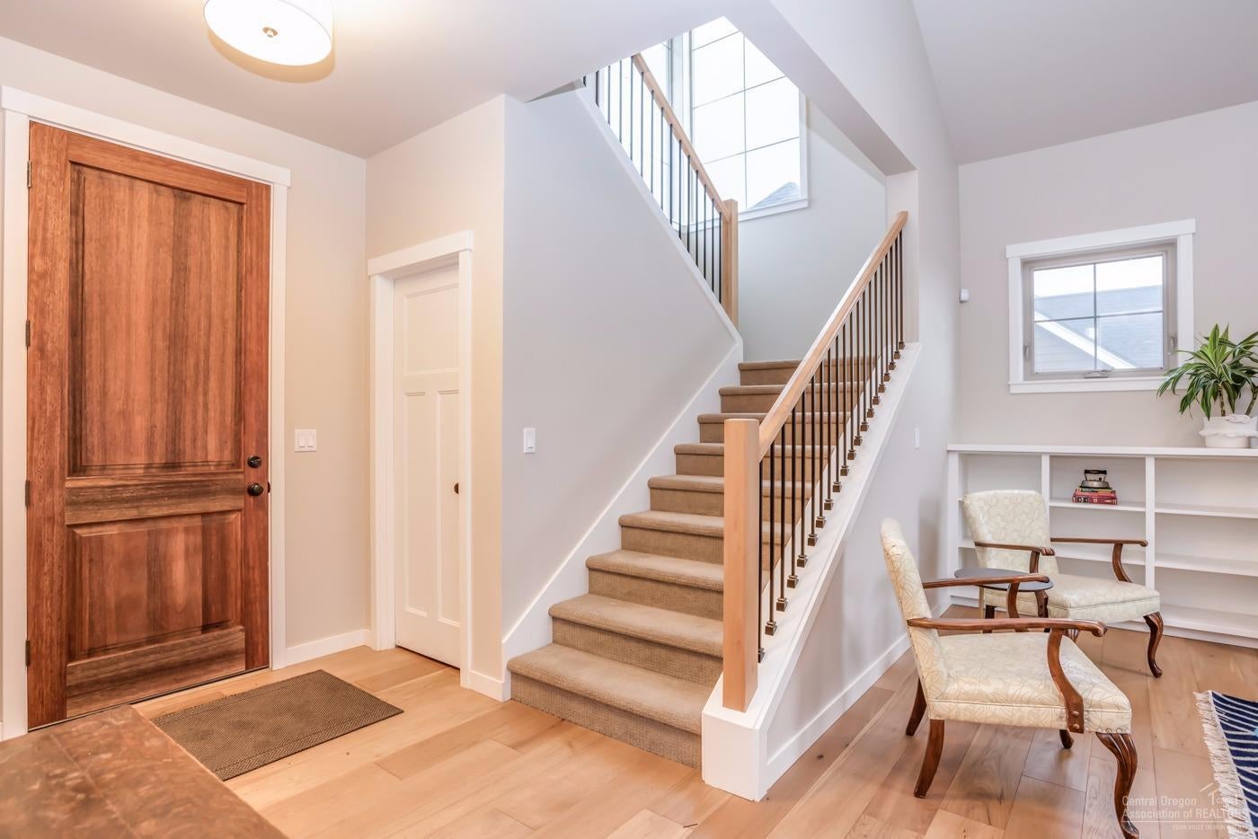 63178 Iner Loop Bend, OR 97701 - Photo 4 of 25 Additional Photo