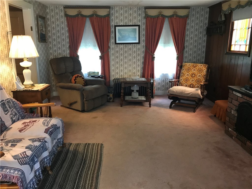 15 Gleaner Chapel Road Scituate, RI 02857 - Photo 3 of 10