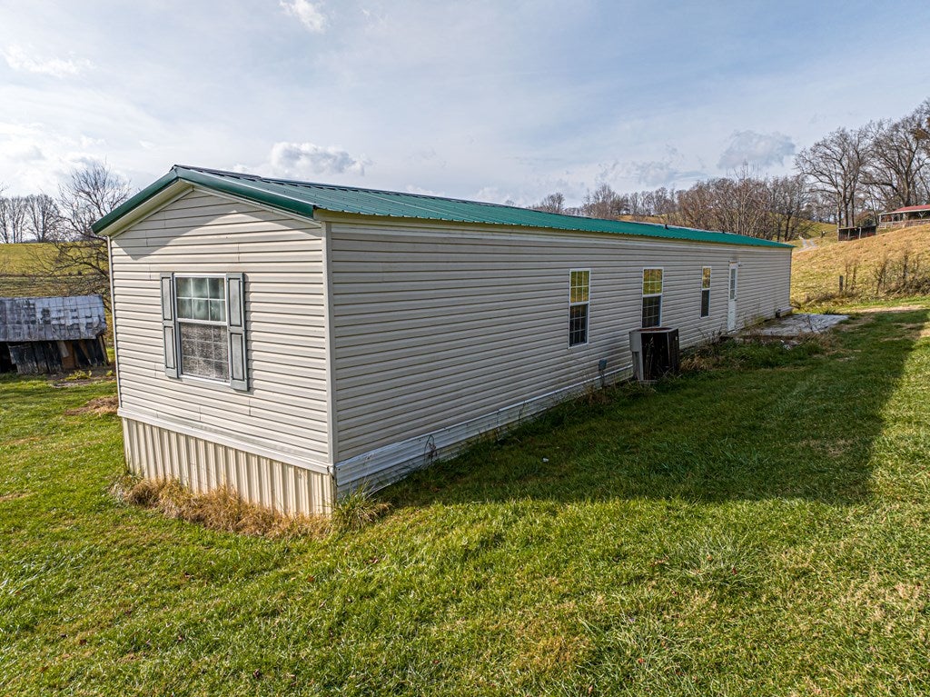 23899 Walden Road Abingdon, VA 24210 - Photo 49 of 54 Gallery Image 49