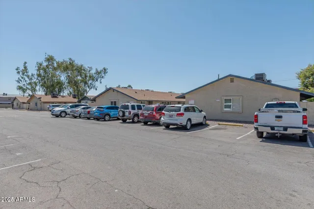 $1,300 | 936 West Mountain View Road, Unit 9, Phoenix, AZ 85021