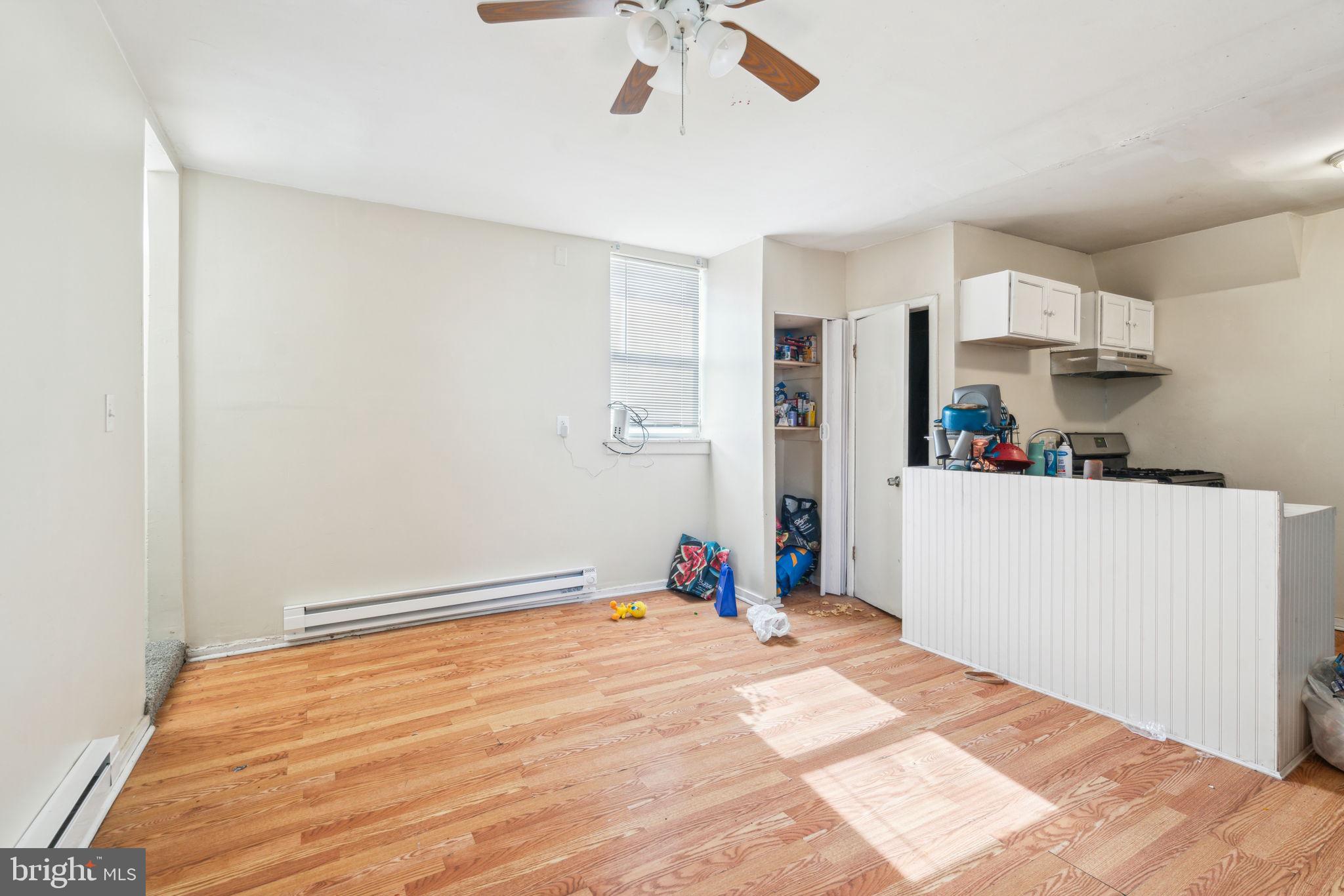 101 Pleasant Street Philadelphia, PA 19119 - Photo 28 of 43 a very nice looking room with a large bed