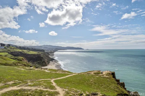 $895,000 | 60 Rockford Avenue, Daly City, CA 94015