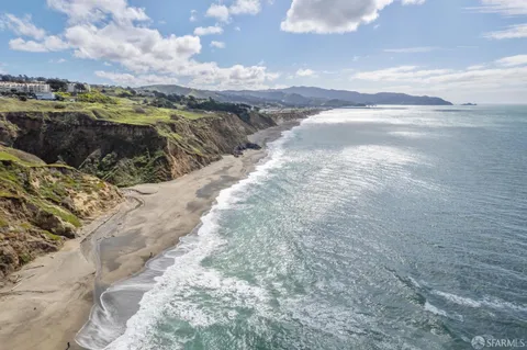 $895,000 | 60 Rockford Avenue, Daly City, CA 94015