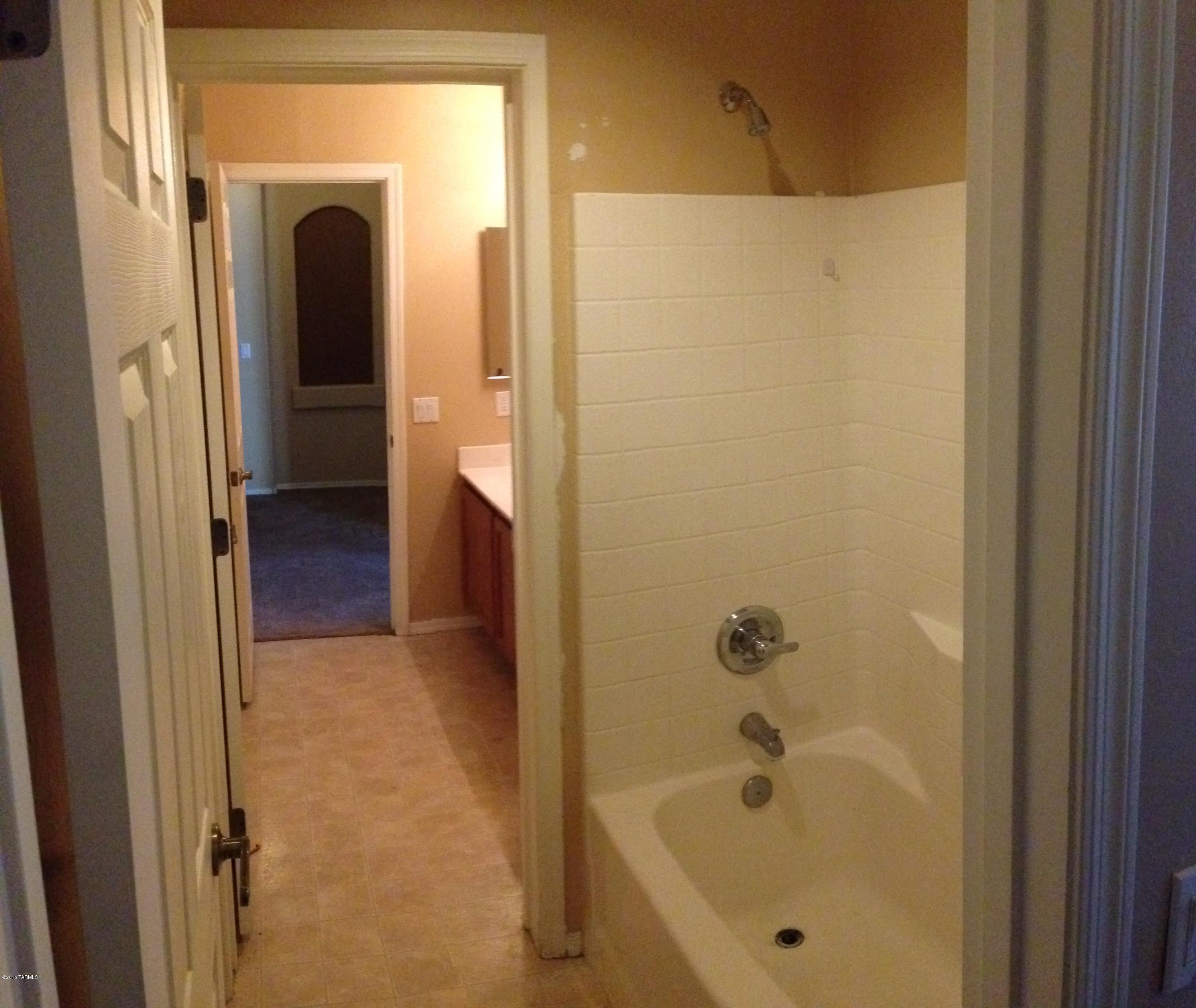 4533 South Valley Road Tucson, AZ 85714 - Photo 21 of 25