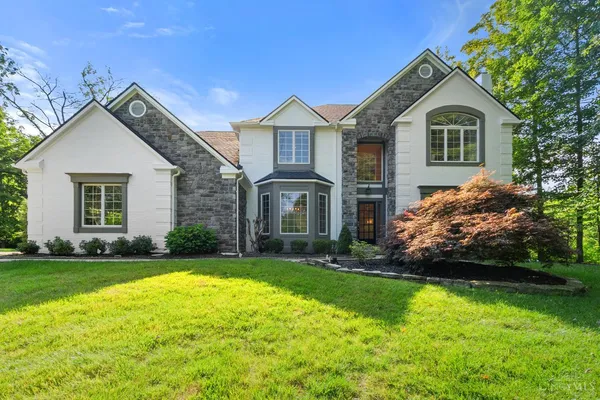 $1,000,000 | 684 Balbriggan Court, Cincinnati, OH 45255