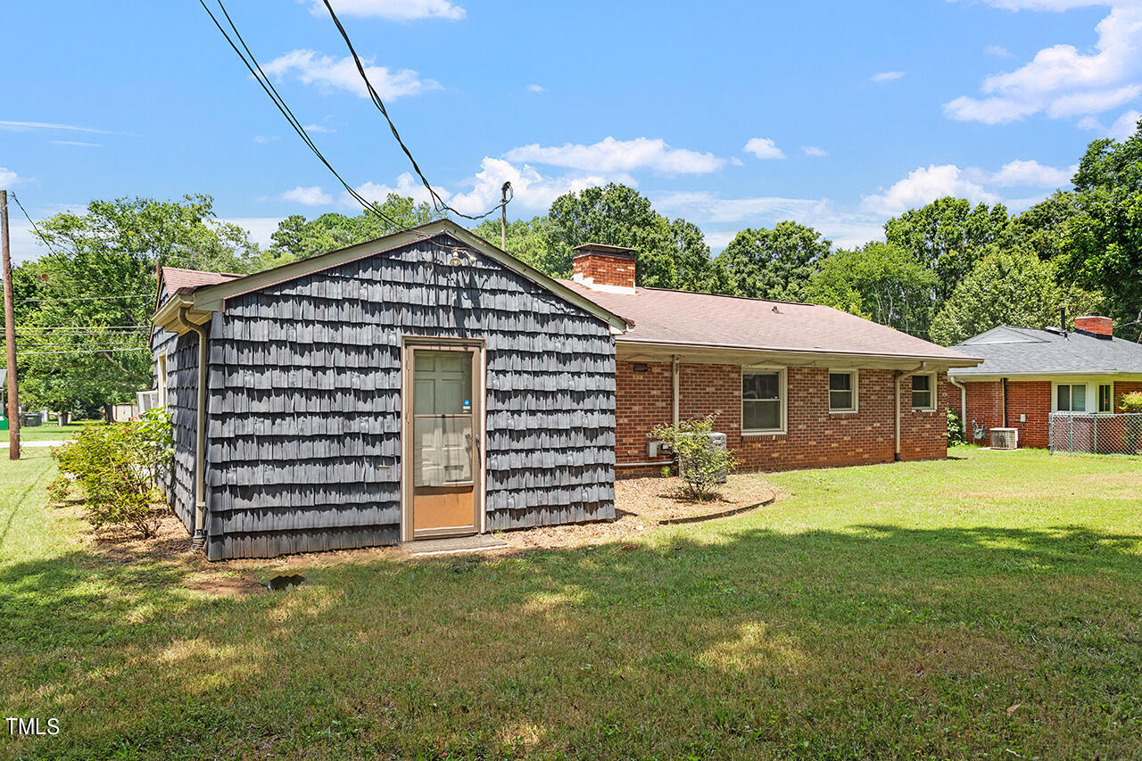 3604 Duke Homestead Road Durham, NC 27704 - Photo 27 of 32 3604 Duke Homestead Road_06