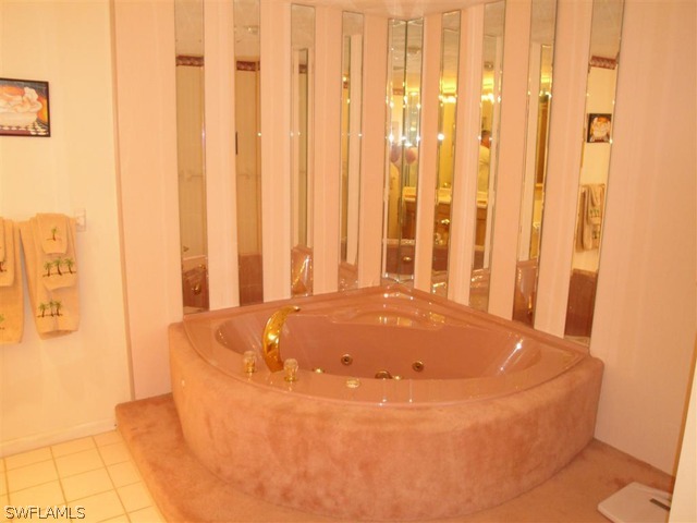 8367 Lagoon Road Fort Myers Beach, FL 33931 - Photo 9 of 17 Gallery Image 9