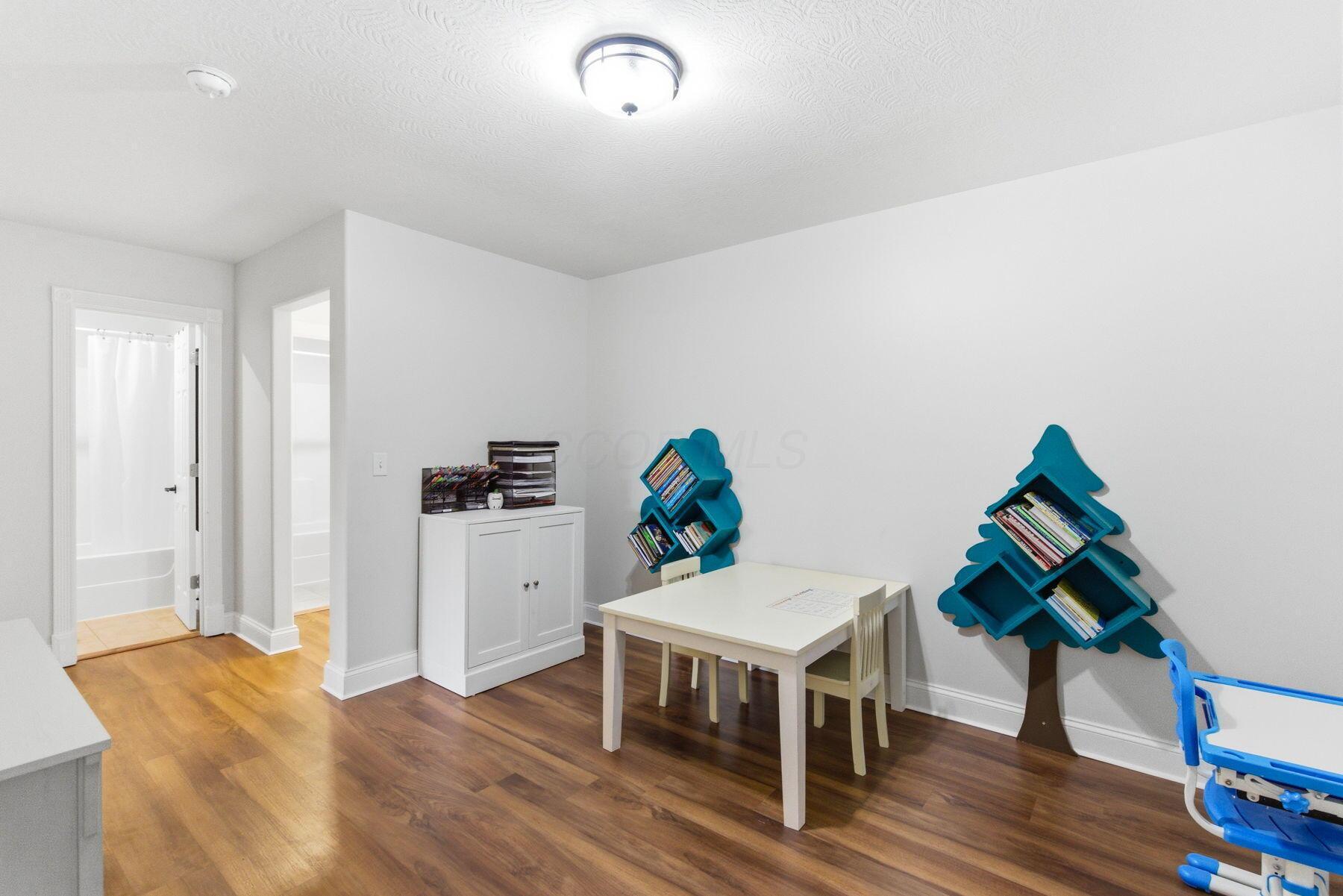 1822 Joe Walker Road Galena, OH 43021 - Photo 42 of 85 2nd Floor Den/Loft