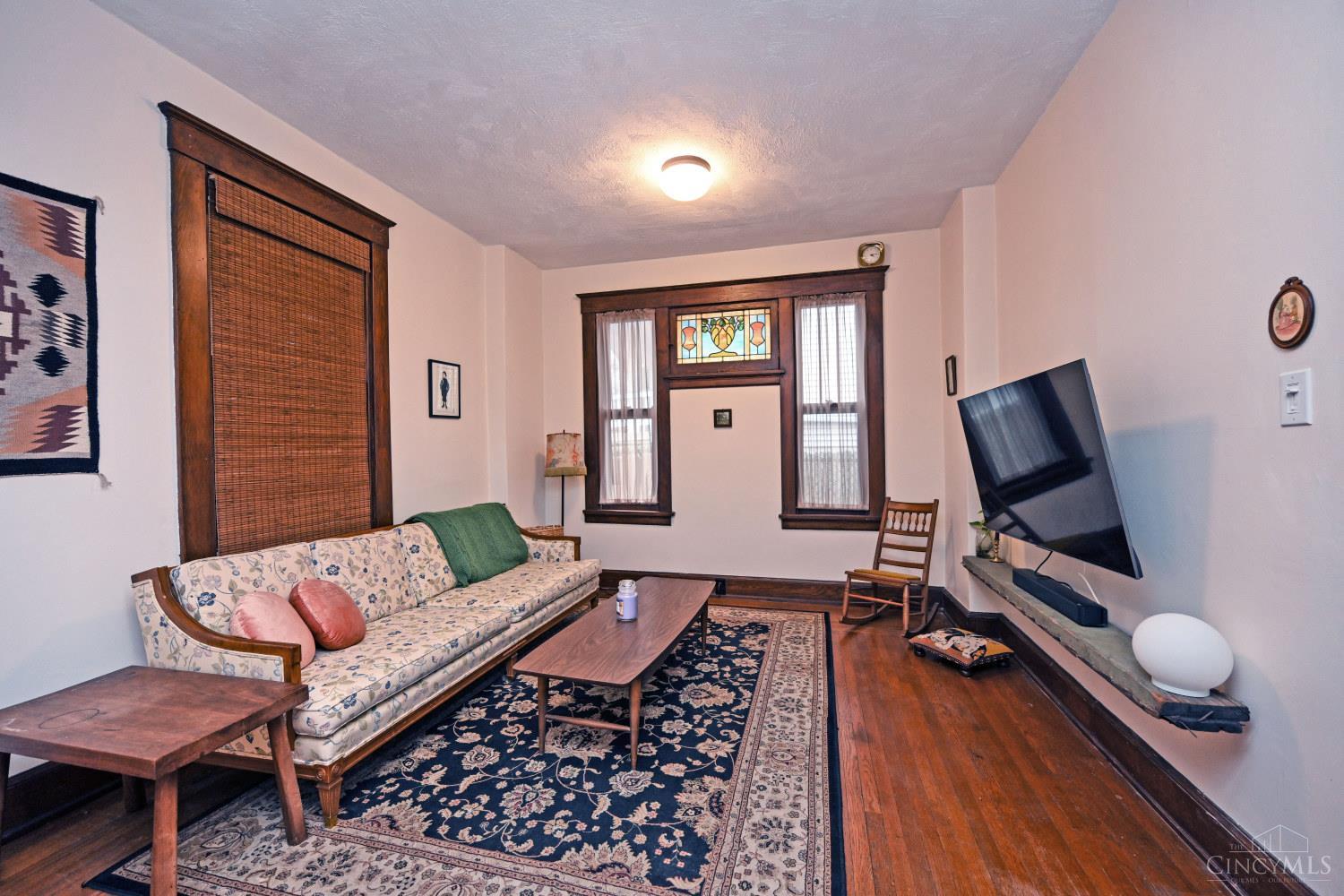 2240 Ravine Street Cincinnati, OH 45219 - Photo 10 of 33 Gallery Image 10