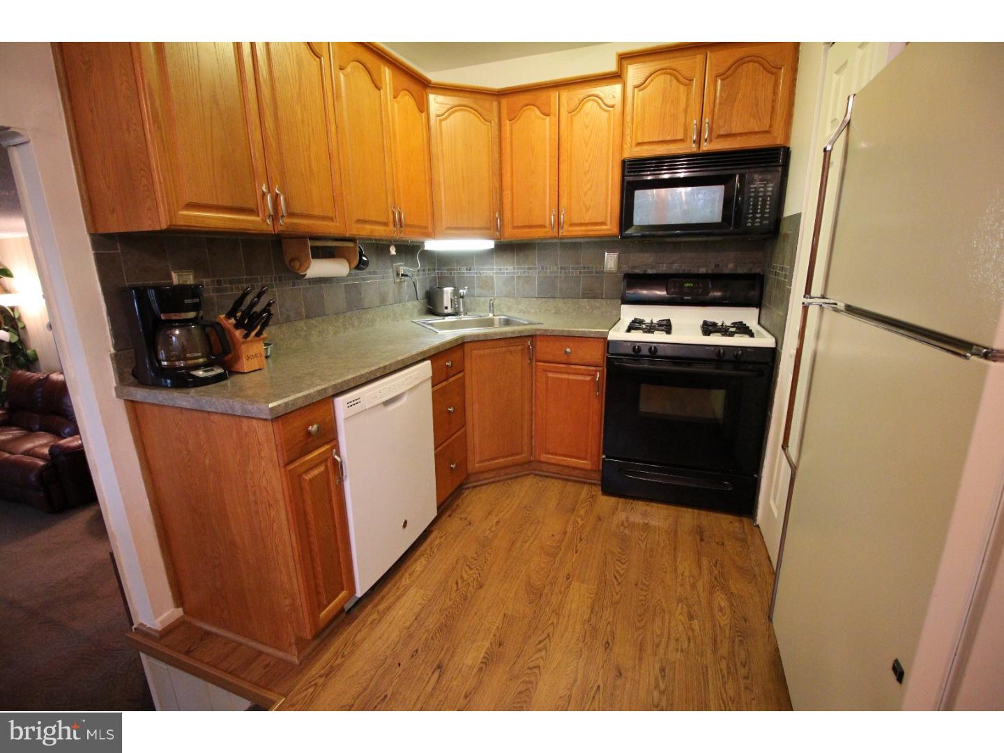 516 Drexel Road Fairless Hills, PA 19030 - Photo 2 of 21 Gallery Image 2