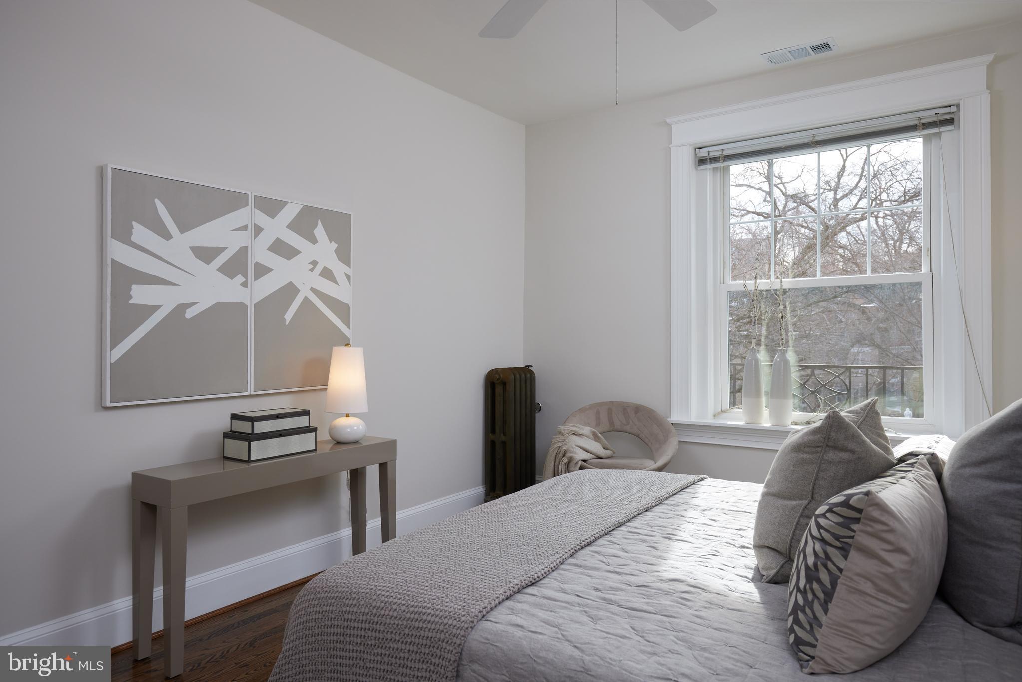2009 Belmont Road Northwest, Unit 401 Washington, DC 20009 - Photo 20 of 34 Gallery Image 20