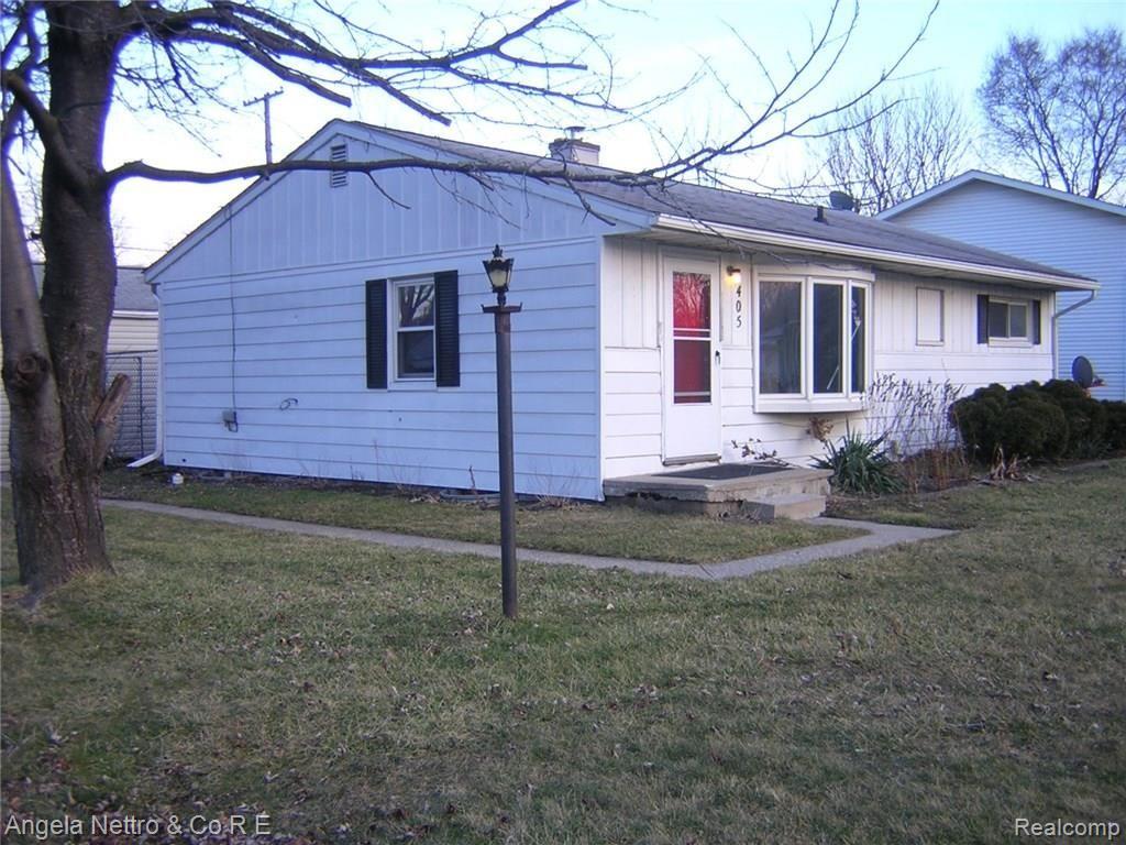 405 South Harris Road Ypsilanti, MI 48198 - Photo 3 of 8 LARGE CORNER LOT
