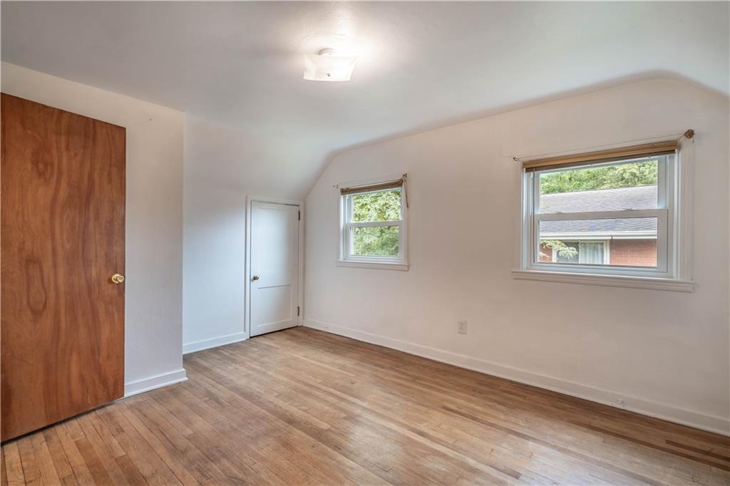 5341 Baptist Road Pittsburgh, PA 15236 - Photo 19 of 25 Gallery Image 19