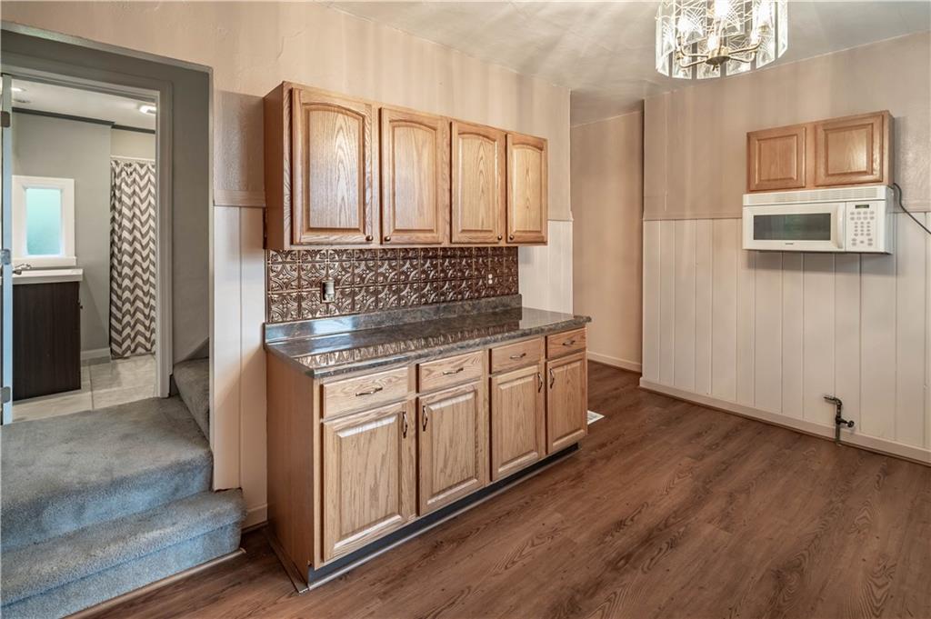 5341 Baptist Road Pittsburgh, PA 15236 - Photo 8 of 25 Gallery Image 8