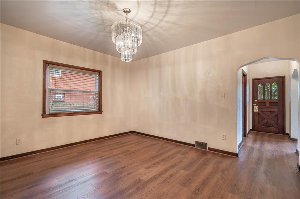 5341 Baptist Road Pittsburgh, PA 15236 - Photo 9 of 25 Gallery Image 9