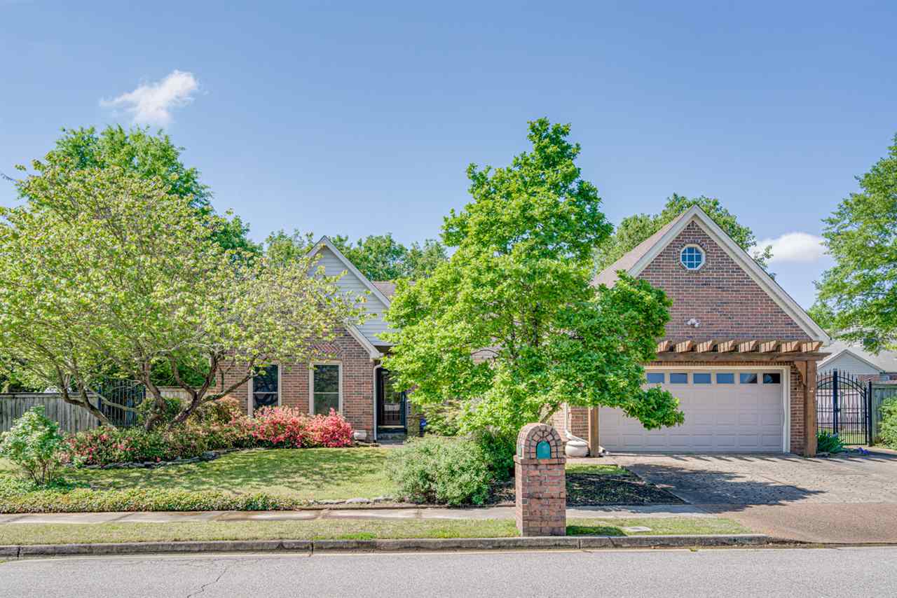 165 Cross Point Drive Collierville, TN 38017 - Photo 1 of 24 Gallery Image 1