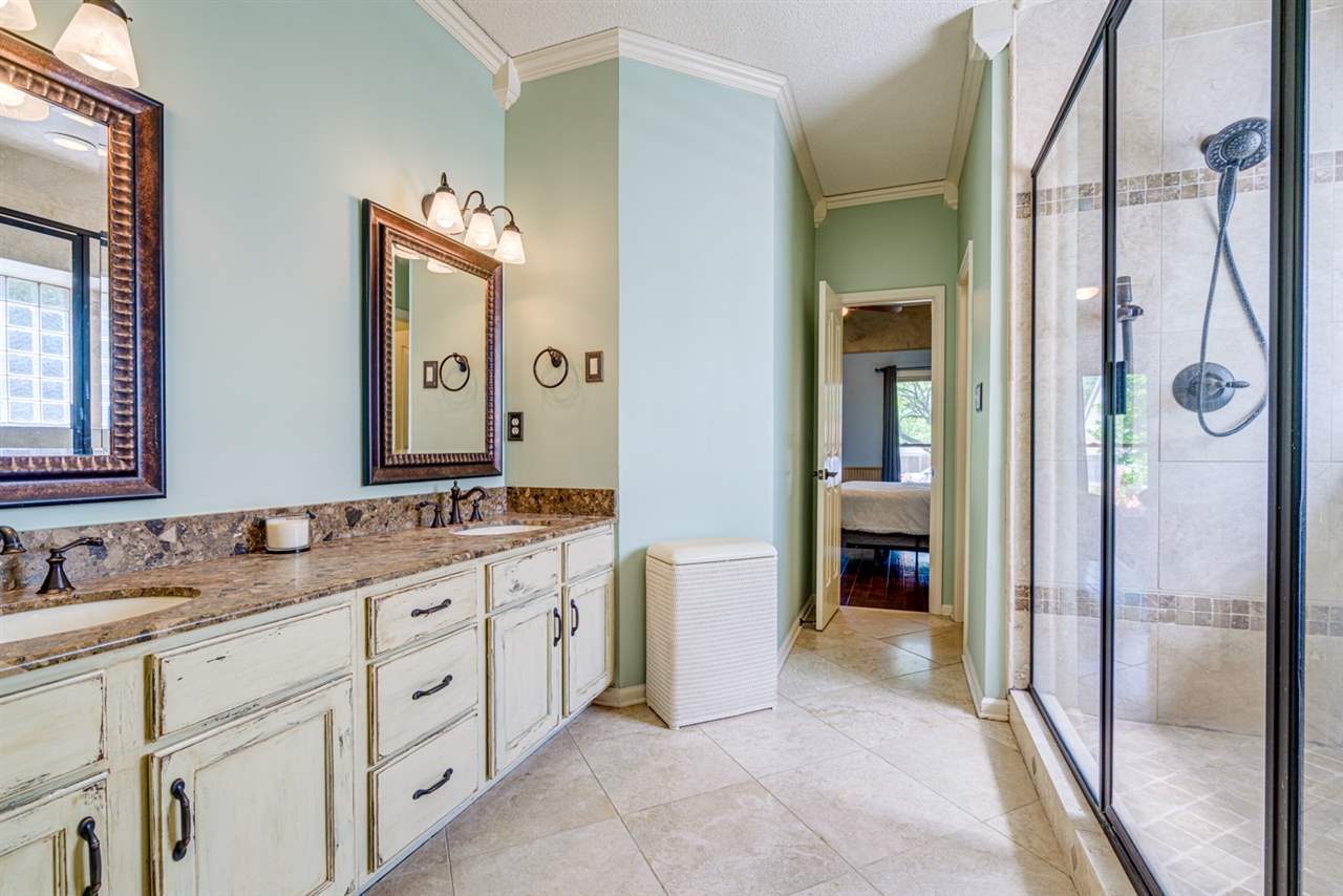 165 Cross Point Drive Collierville, TN 38017 - Photo 11 of 24 Gallery Image 11