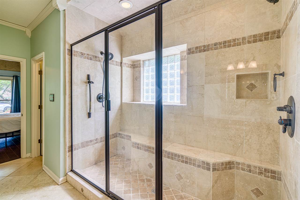 165 Cross Point Drive Collierville, TN 38017 - Photo 12 of 24 Gallery Image 12