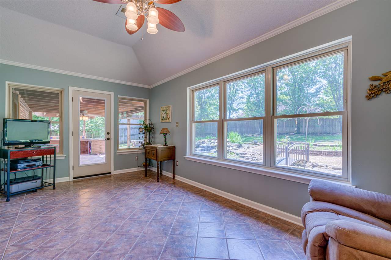 165 Cross Point Drive Collierville, TN 38017 - Photo 16 of 24 Gallery Image 16