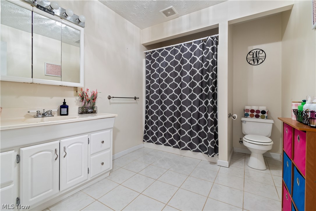 6446 Rice Hill Road Burbank, OH 44214 - Photo 25 of 33