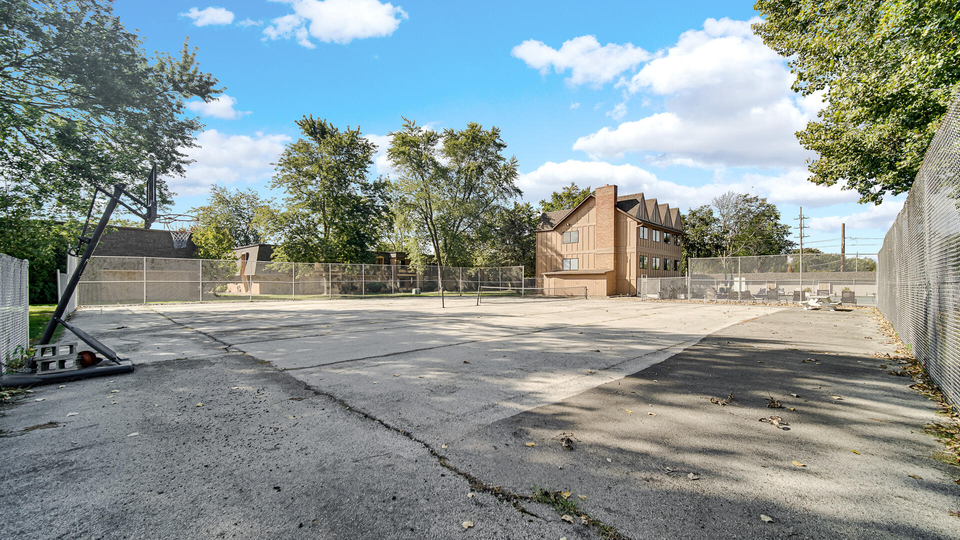 8825 Janeway Court, Unit 1 Munster, IN 46321 - Photo 25 of 28 1920x1080