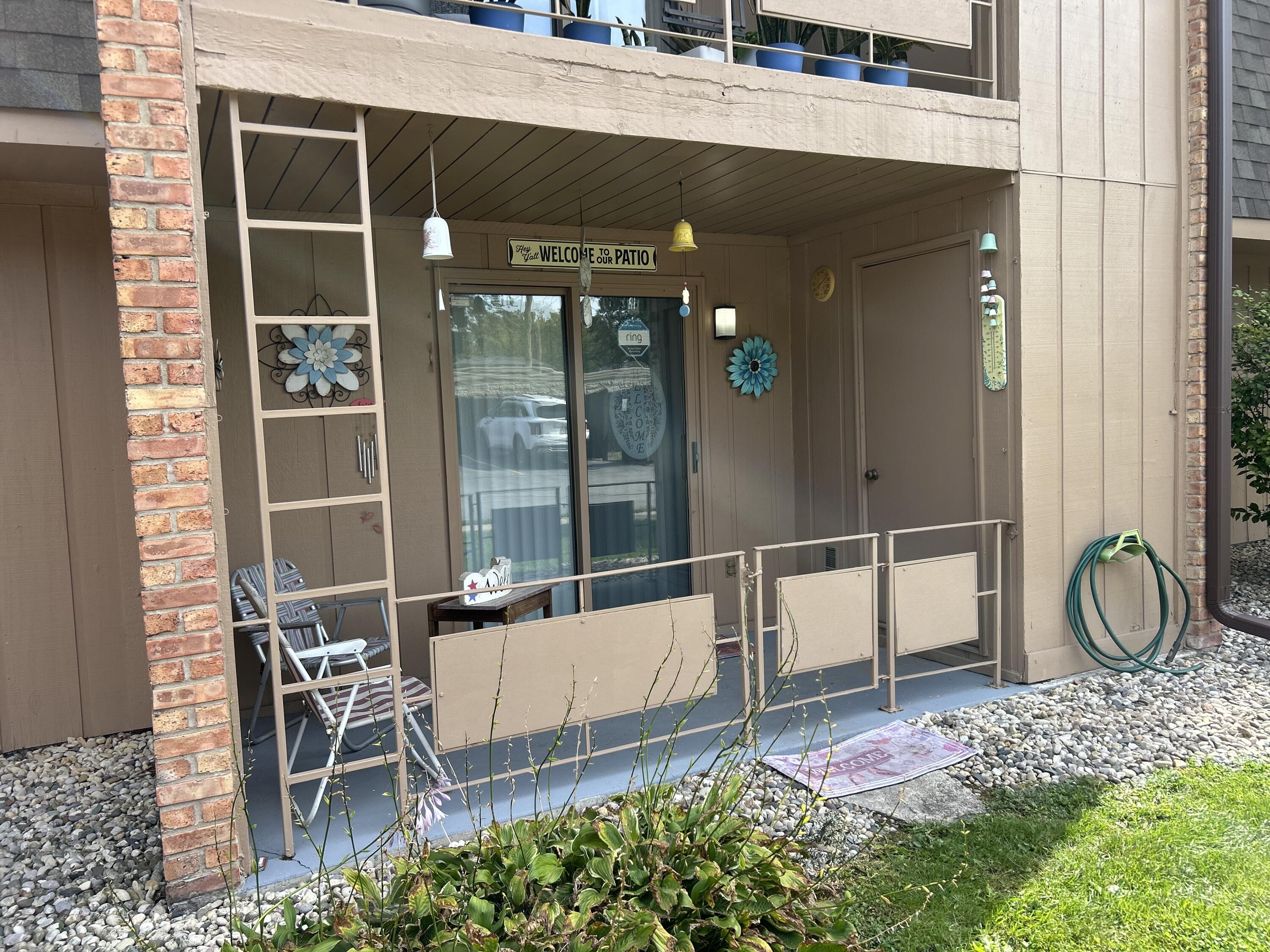 8825 Janeway Court, Unit 1 Munster, IN 46321 - Photo 4 of 28 3000x2250