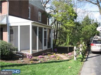 203 S Road Wilmington, DE 19809 - Photo 3 of 12 Exterior Side
