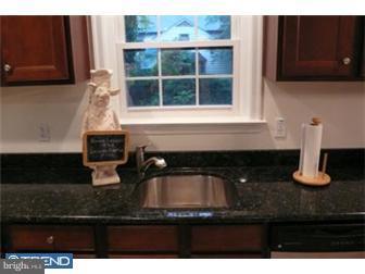 203 S Road Wilmington, DE 19809 - Photo 6 of 12 Kitchen