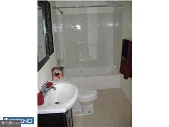 203 S Road Wilmington, DE 19809 - Photo 8 of 12 Bathroom