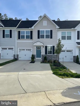 $2,600 | 18368 Centennial Circle, Ruther Glen, VA 22546