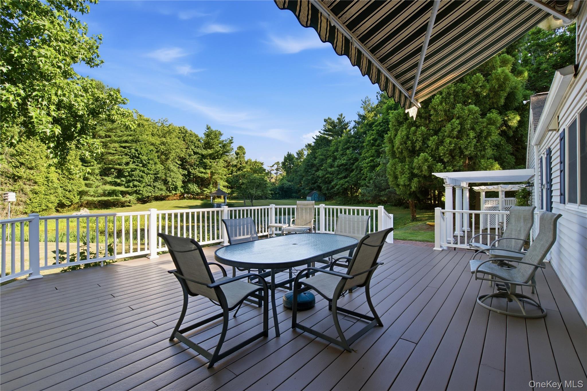 54 Snake Hill Road Cold Spring Harbor, NY 11724 - Photo 27 of 39