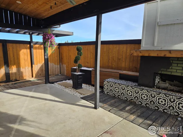 a view of an outdoor space with seating area