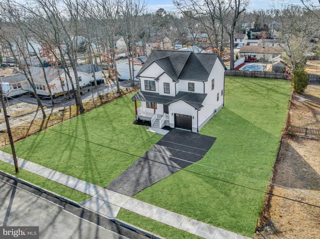 $479,900 | 104 East Clearview Avenue, Pine Hill, NJ 08021