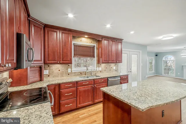 $585,900 | 3618 Carlyle Court, Fredericksburg, VA 22408