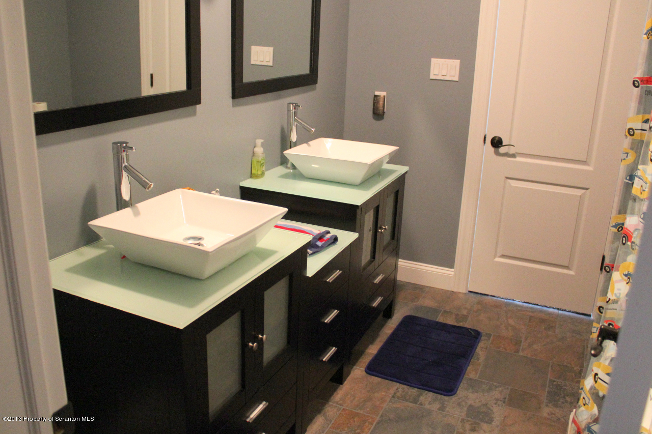 113 Greenfield Road Scott Township, PA 18433 - Photo 23 of 28 Gallery Image 23