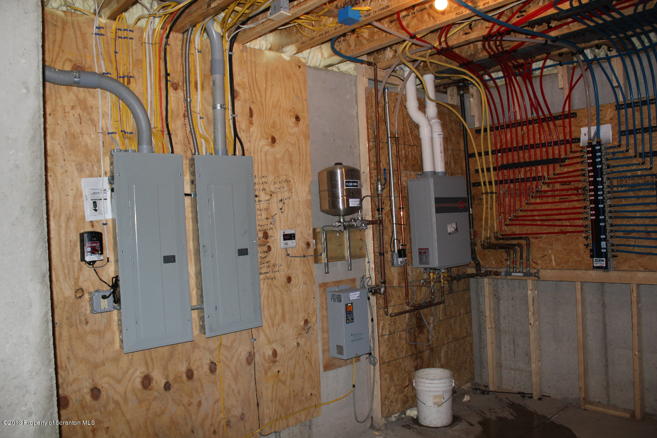 113 Greenfield Road Scott Township, PA 18433 - Photo 26 of 28 Gallery Image 26