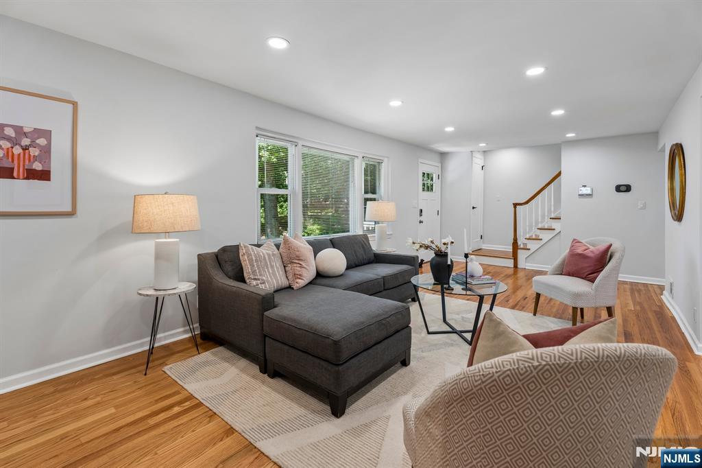 59 Sunnyside Road West Orange, NJ 07052 - Photo 4 of 28