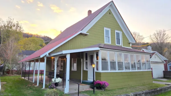 $200,000 | 203 Lower Cherry Street, Hardwick, VT 05843
