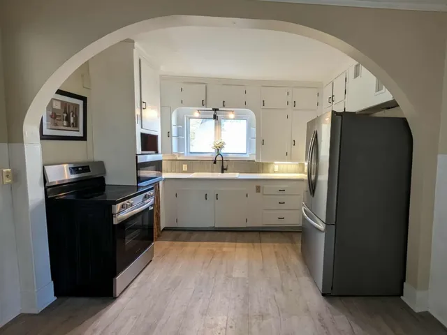 $240,000 | 203 Lower Cherry Street, Hardwick, VT 05843