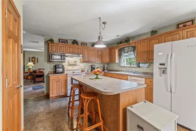 $399,900 | 17537 Mockingbird Road, Warsaw, MO 65355