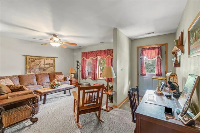 $399,900 | 17537 Mockingbird Road, Warsaw, MO 65355