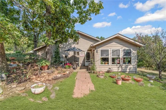 $399,900 | 17537 Mockingbird Road, Warsaw, MO 65355