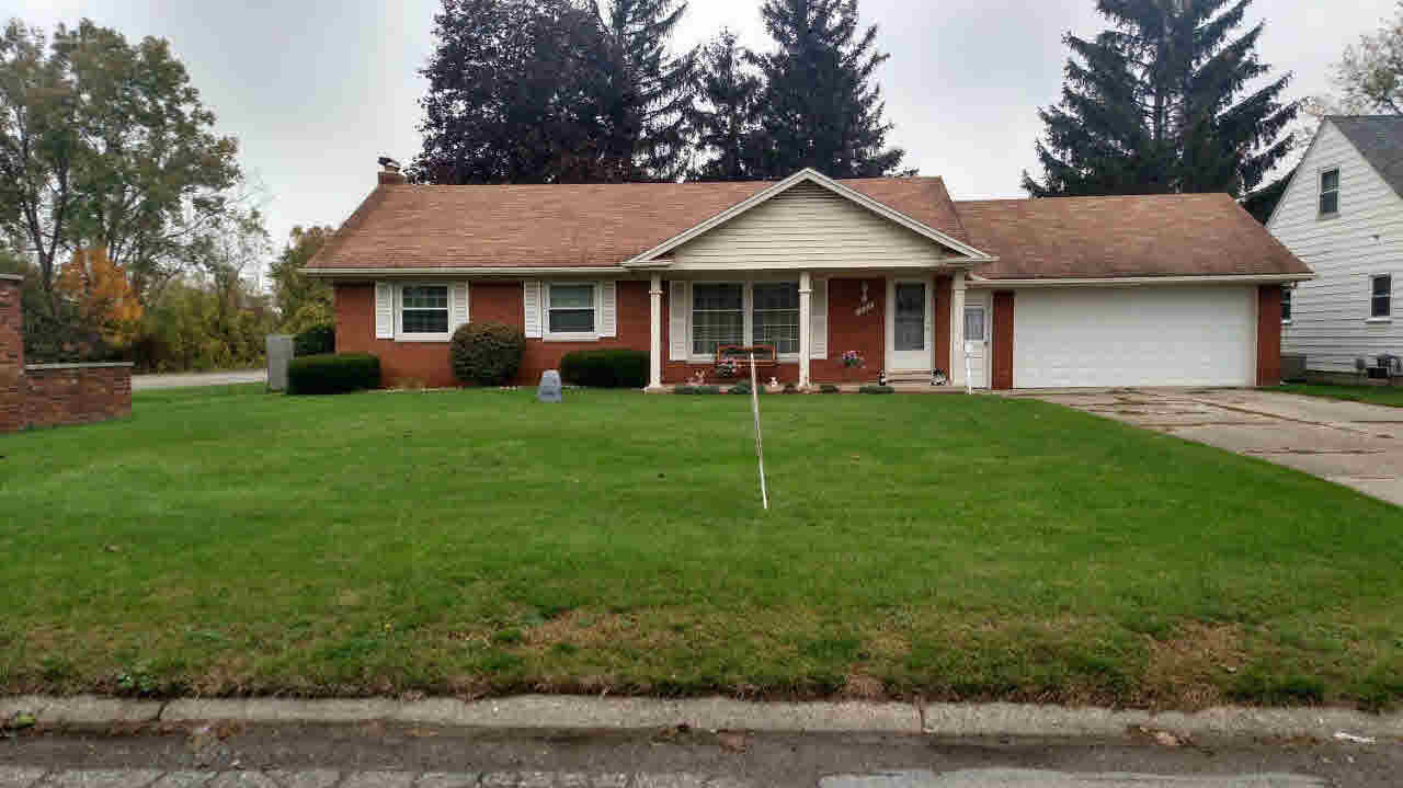 1520 West Judd Road Flint, MI 48507 - Photo 1 of 31
