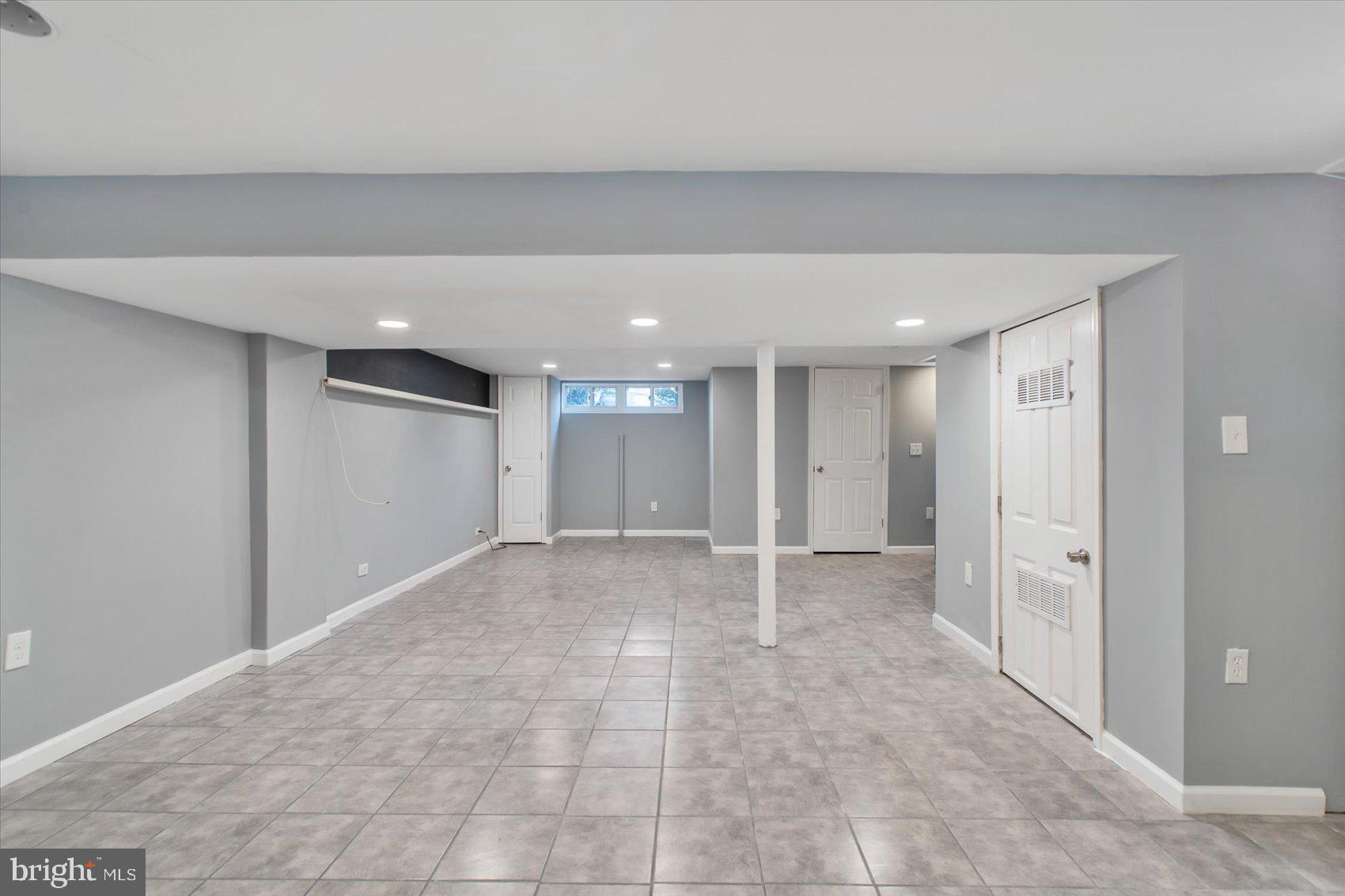 1703 Ingram Road Baltimore, MD 21239 - Photo 17 of 36