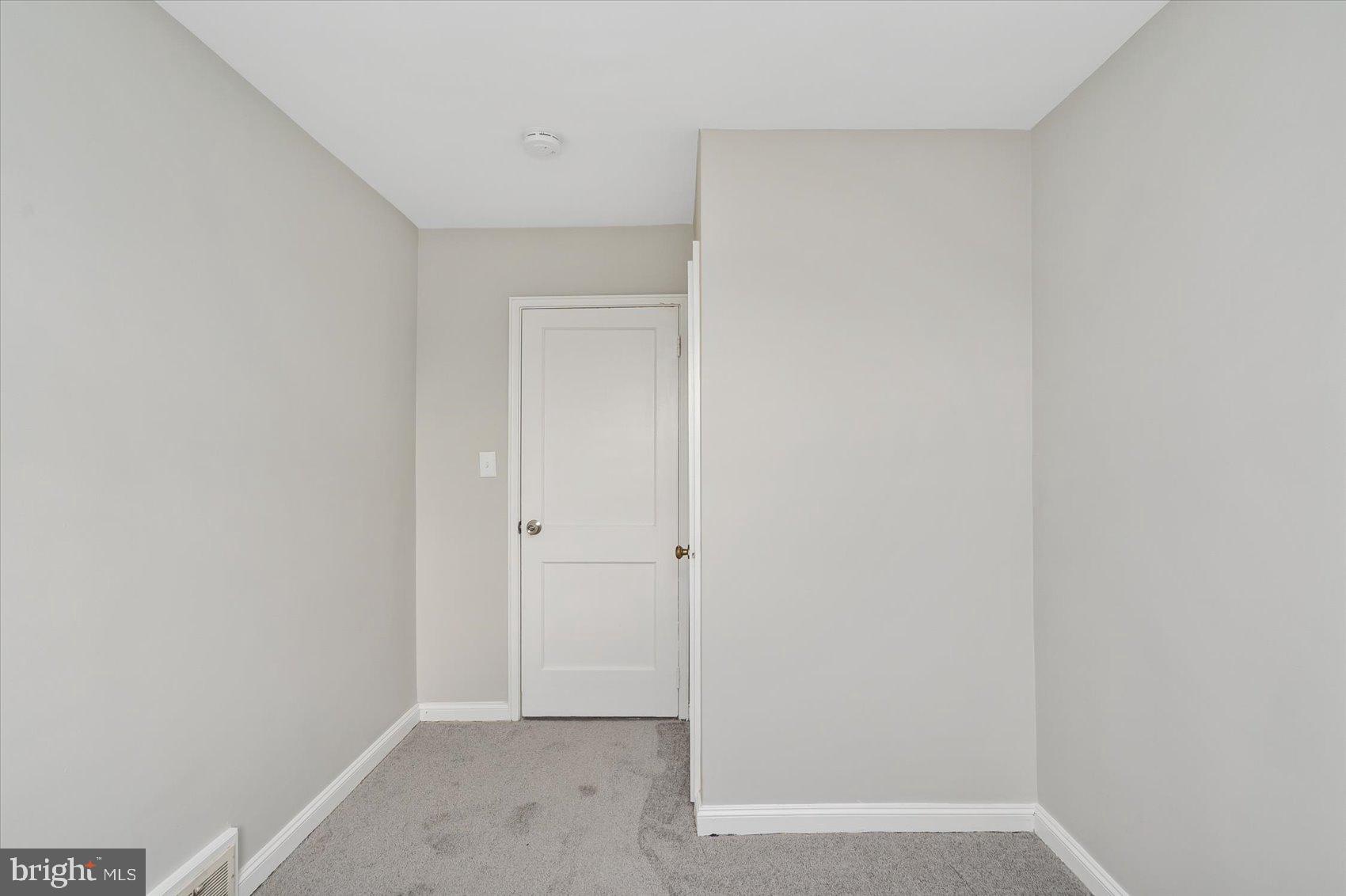 1703 Ingram Road Baltimore, MD 21239 - Photo 23 of 36