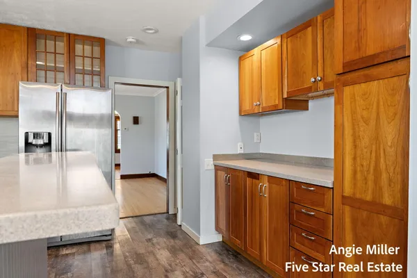 $479,900 | 211 Williams Street, Spring Lake, MI 49456