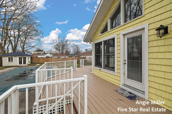 $479,900 | 211 Williams Street, Spring Lake, MI 49456