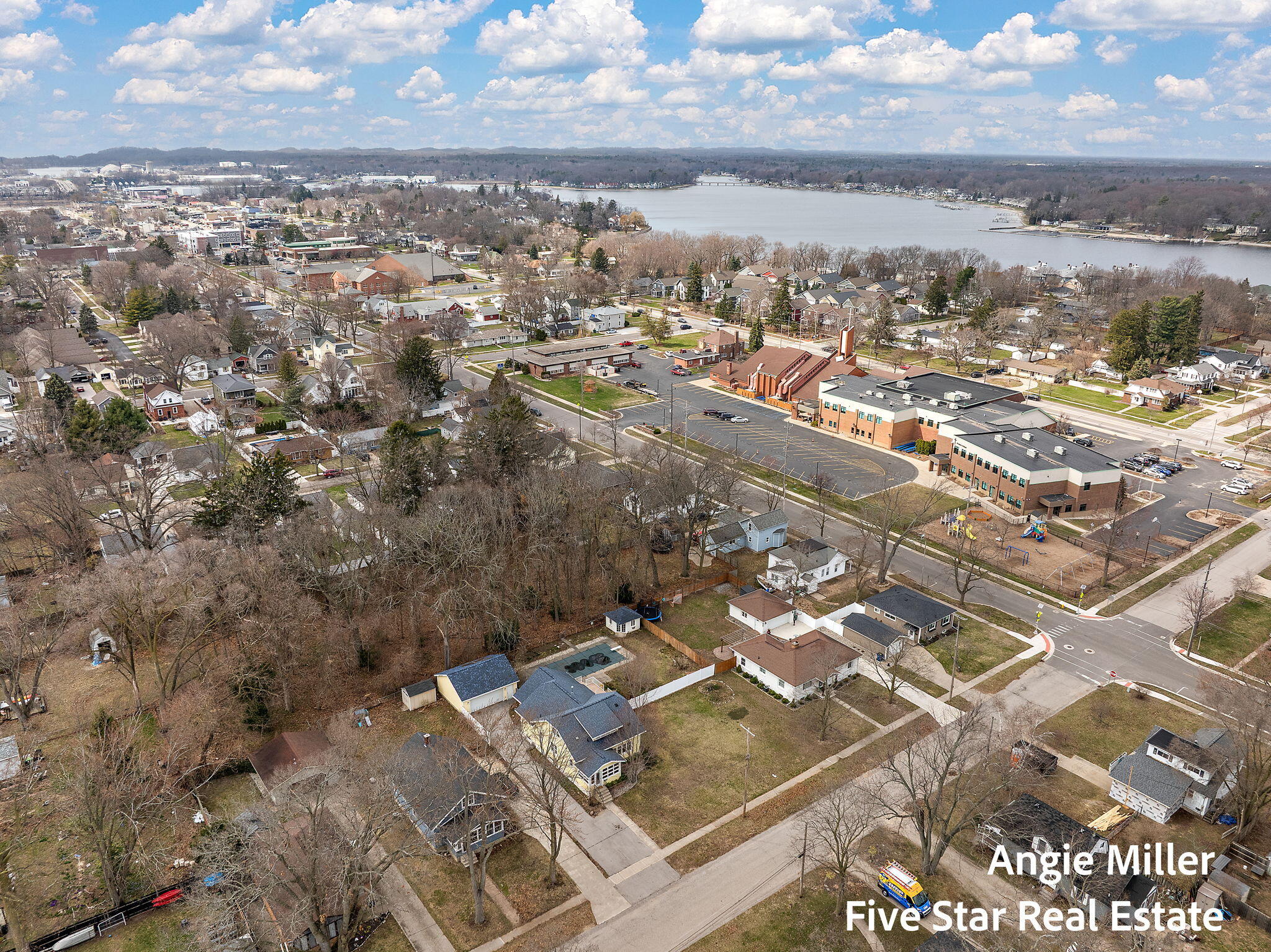 211 Williams Street Spring Lake, MI 49456 - Photo 59 of 67 aerial