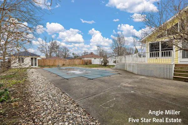 $479,900 | 211 Williams Street, Spring Lake, MI 49456