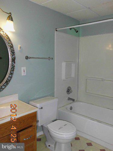 8536 Yoder Street Manassas, VA 20110 - Photo 6 of 25 Bath